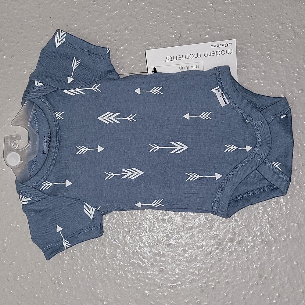 Gerber Baby Bodysuit/ Onesie